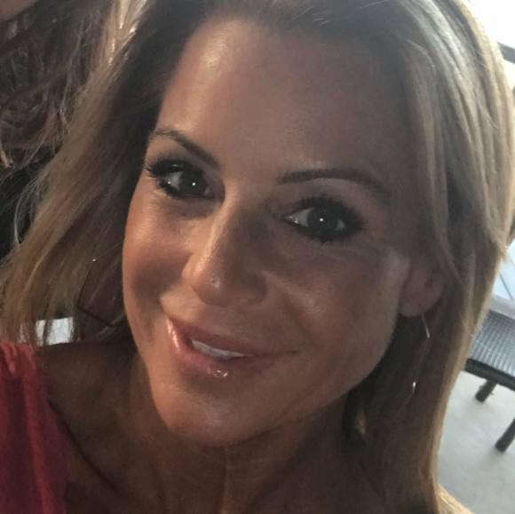 Meet your Posher, Dena - Picture 1 of 1